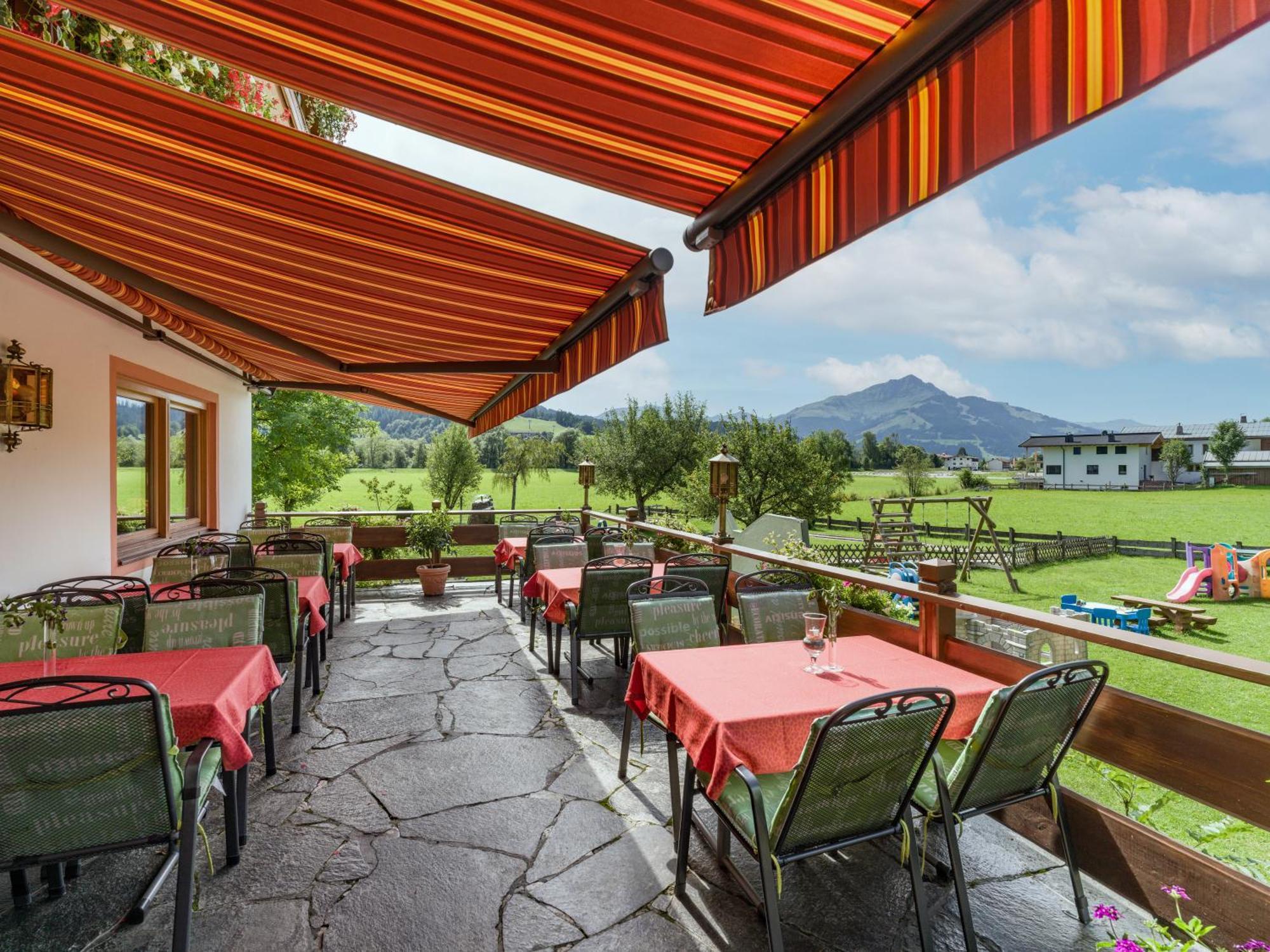 Hotel Neuwirt Kirchdorf in Tirol Kültér fotó