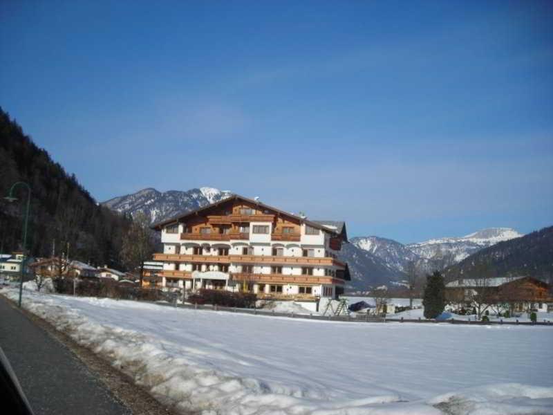 Hotel Neuwirt Kirchdorf in Tirol Kültér fotó